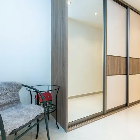 Garden Towers Apartman *